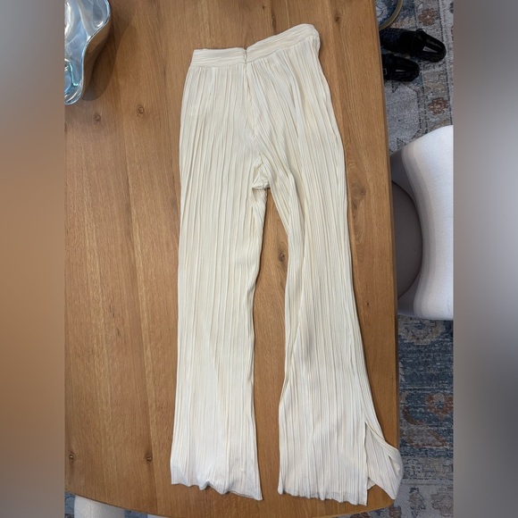 Meshki Mehru Pleated Pants - Picture 5 of 11
